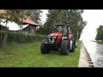 Traktor mit Bootstrailer der Zinnowitzer Seenotretter war am Tag der  offenen Tr  zu Gast in Ueckermnde.