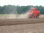 (Video 2 von 2. Teil 2.) Hier taucht man ein in die Welt der Veteranen der Scholle. Am 09./10. August 2014 trafen sich im MAFZ (Märkisches Ausstellungs- und Freizeitzentrum) in Paaren/Glien (Brandenburg) Fans alter Landmaschinen und bäuerli ...